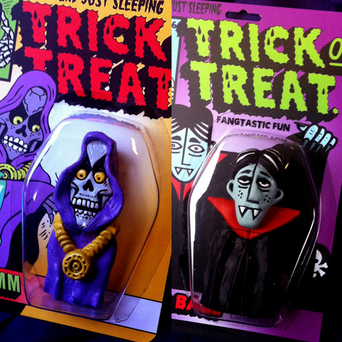They’re alive, Blood Bags and Grimmm
Limited to 10 of each
Signed on reverse by myself and RPM
Available now via the Trick or Treat shop of delights………HERE